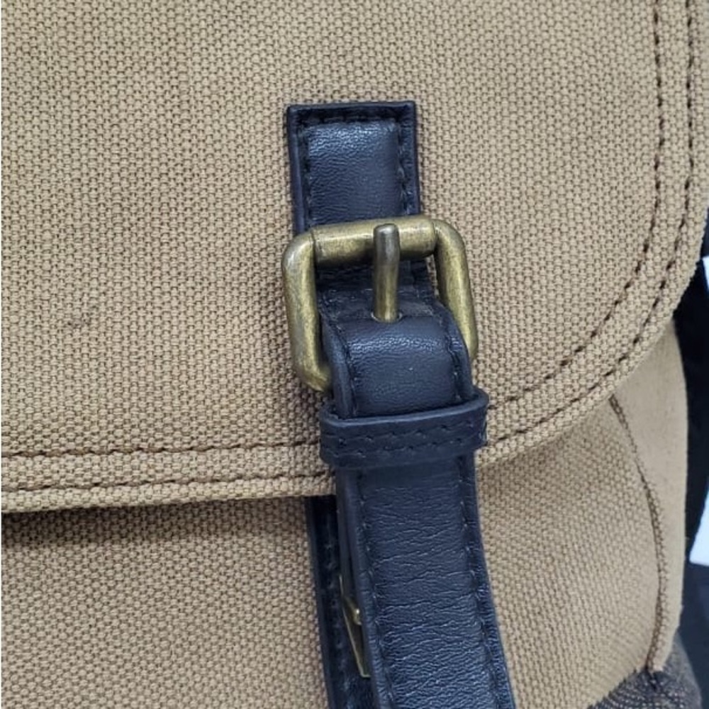 Burberry unisex messenger bag - Picture 13 of 13